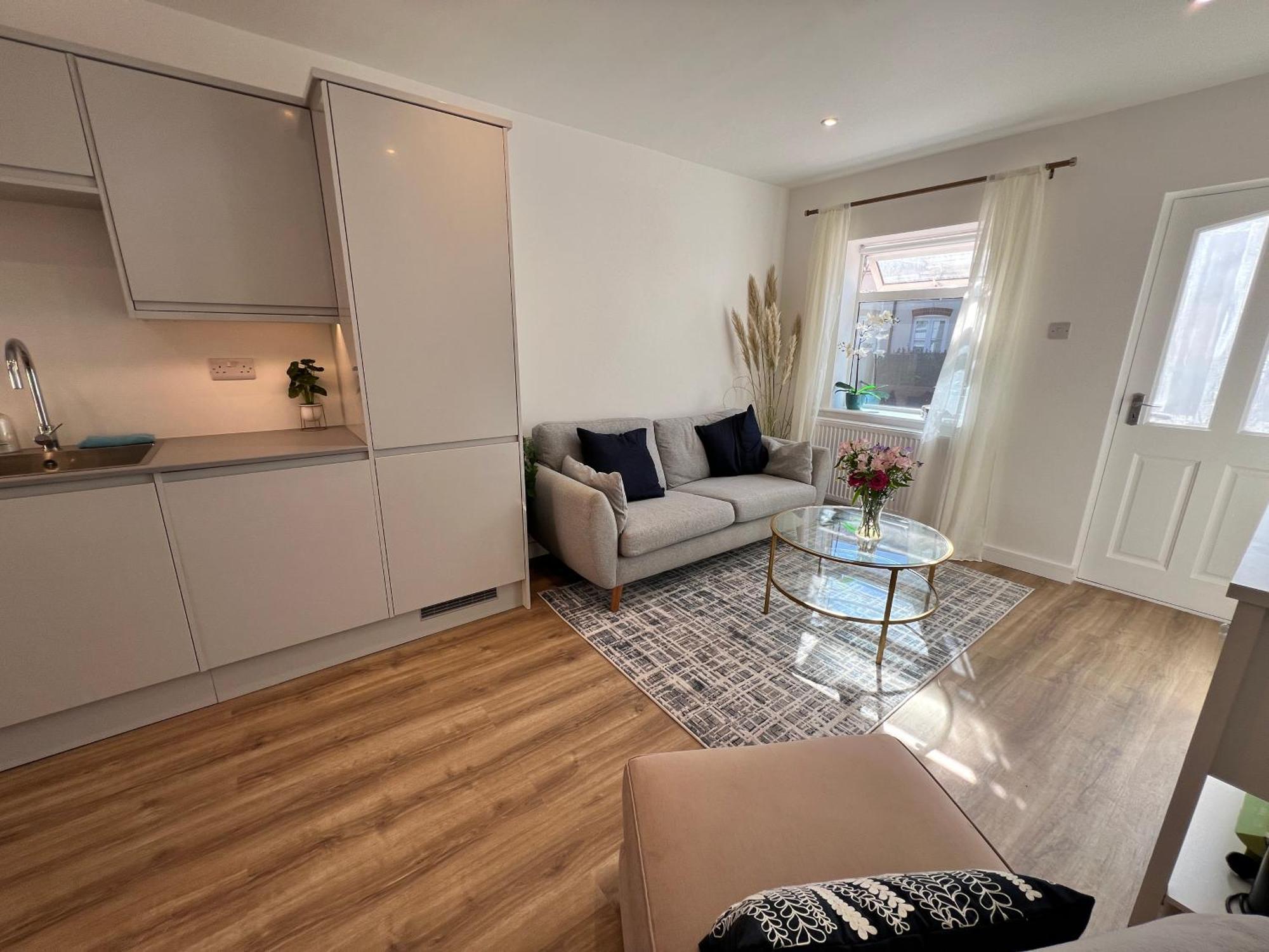 Two Bedroom Bridgnorth Bliss Экстерьер фото